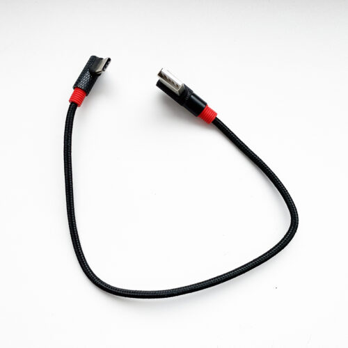 Sunguy 0.3m USB-A RA to USB-C RA cable clearance showing connectors