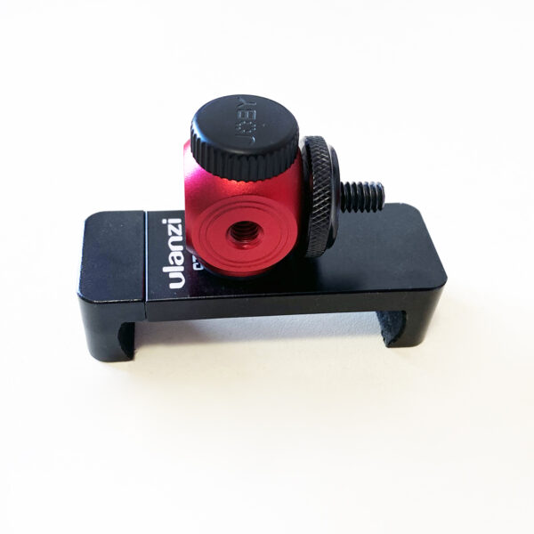 Ulanzi ST-04 phone holder with Joby mount