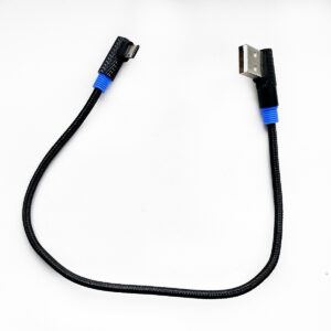 Sunguy 0.3m USB-A RA to Micro USB RA cable clearance showing connectors